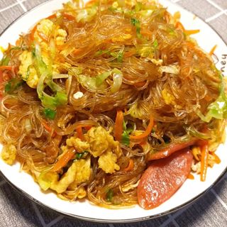 39. Fideos de soja con tres delicias