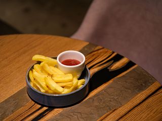 Картопляні діпи з кетчупом (180g)