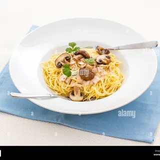 Spaghetti Carbonara   Al Funghi