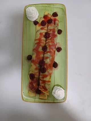 Slatke palačinke sa višnjom 300 gr