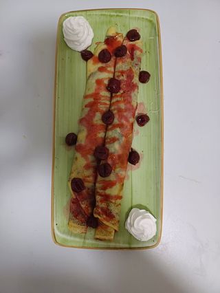 Slatke palačinke sa višnjom 300 gr