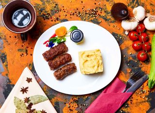 Un mic La Conac cu mustar 