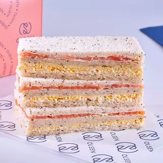 Salmón y huevo