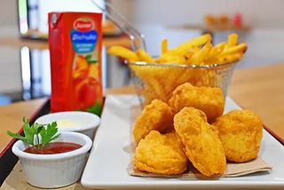 Menú Alitas De Pollo Marinadas Y Fritas (5 Uds.)