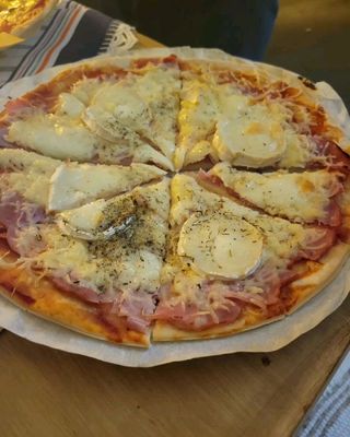 Pizza 4 Fromages