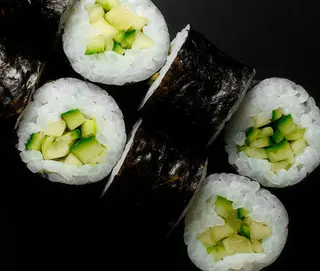 48. Hosomaki De Anguila (8 Pzs.)