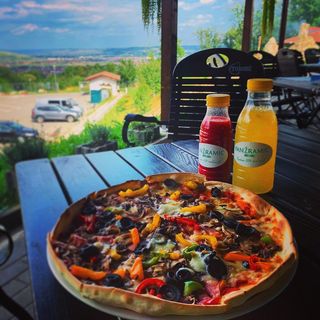 Pizza Capriciosa Ø 32cm