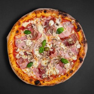 Premium pizza Barbossa + Coca-Cola 0.5 GRATIS