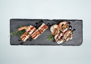 Uramaki Flambè Tiger Roll