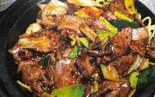 71. Wok Baozai Con Ternera Y Puerro