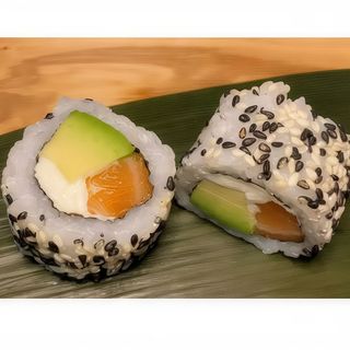 49 Uramaki Carifornia Salmón (8 Pzs.)