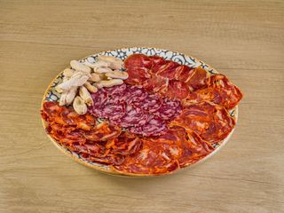 Tabla De Embutidos Ibéricos (Ración)