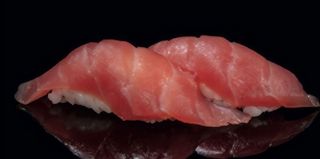 046. Nigiri tonno