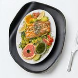 File losos sa grilovanim povrćem ili dalmatinskim varivom