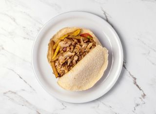 Kebab Pollo Solo Carne y Patatas dentro