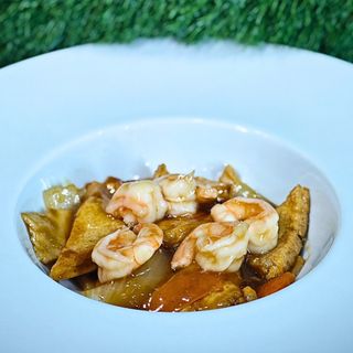 Tofu con gamberetti e verdure