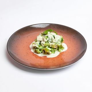 Броколі в соусі дорблю на вершках (210г)