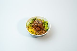 22. Poke Bowl De Atún