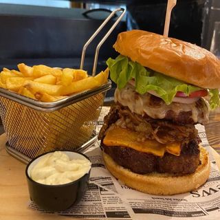 Hamburguesa Carbonera 