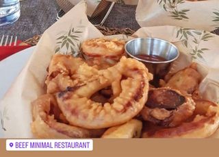 Anelli di cipolla pastellati