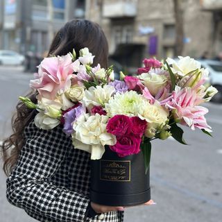 7 ყვავილები ყუთში