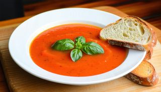 პომიდვრის წვნიანი