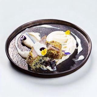 Mușchiuleț  porc  piure de țelină cu sos gorgonzola