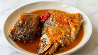 Kedjenou Poisson Carpe &attiéké