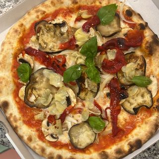 Pizza Clásica Redonda Vegetariana