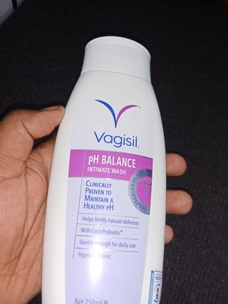 Vagisil Ultra Fresh Intimate Wash, 250ml