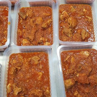 Carne Con Tomate (500 gr aprox)