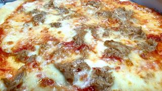 Pizza al Tonno