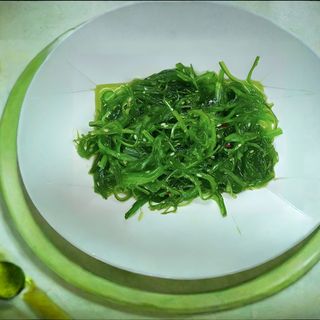 6. Goma wakame