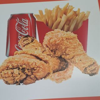 Pollo Frito. Muslo (3 Uds.), Patatas Fritas Y Refresco