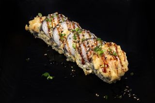 Футомаки сьомга темпура