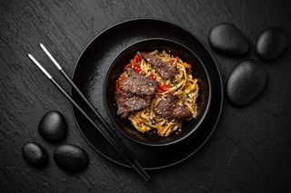 Wok Udon cu Vita