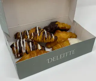 Caja De Adelitas Mini Croissants (12 Uds.)