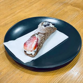 Канола със сметана и ягода (80г)