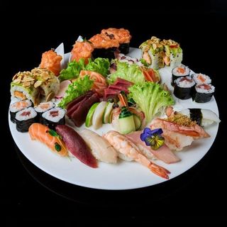 SUSHI E SASHIMI MISTO SPECIALE 40 pz -131