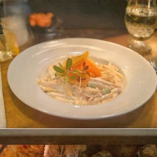 Penne com salmão fumado