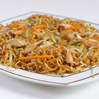 Fideos De Arroz Con Pollo