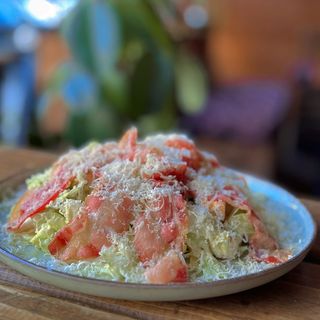 ცეზარი ქათმითა და ბეკონით