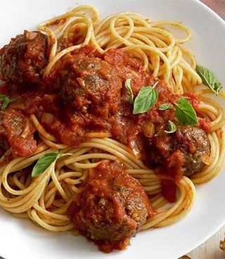 Spaghetti Al Dente Aux Boulettes De Bœuf