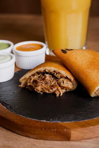 Empanada de Asado Negro