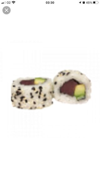 California De Atún Con Aguacate Y Queso (8 Pzs.)