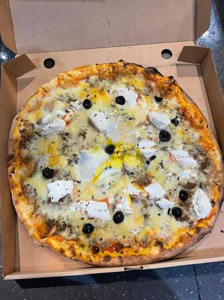 Pizza Caravana