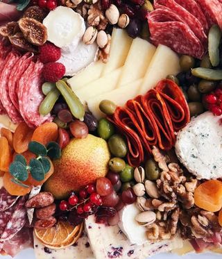 Cheese & Charcuterie Box