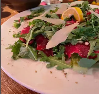 Carpaccio biftek