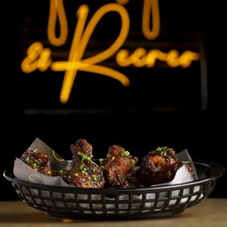 BBQ CHICKEN WINGS