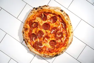 Pizza Manhattan meat lover